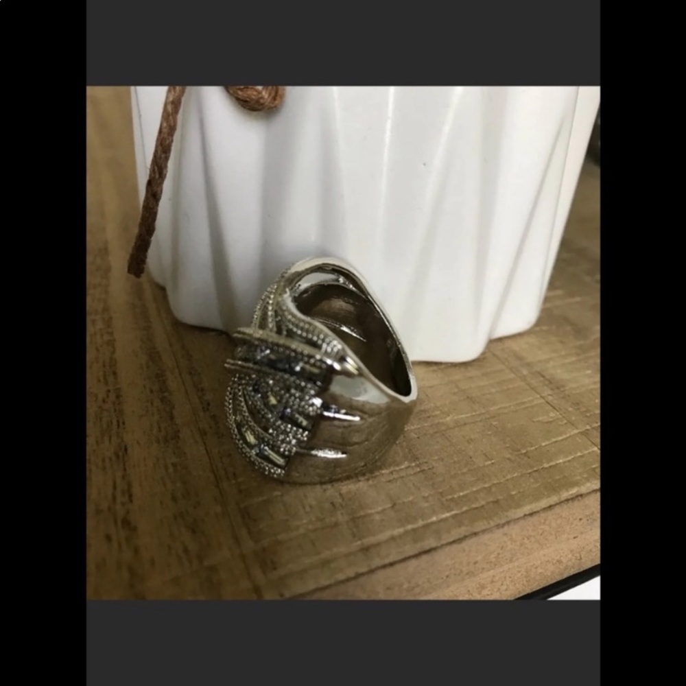 Sterling silver ring - Picture 12 of 13